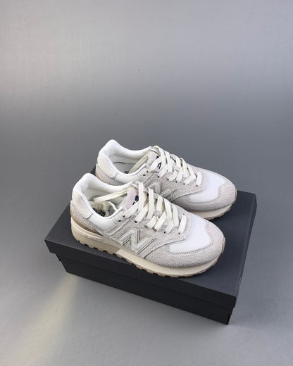 574 Creme