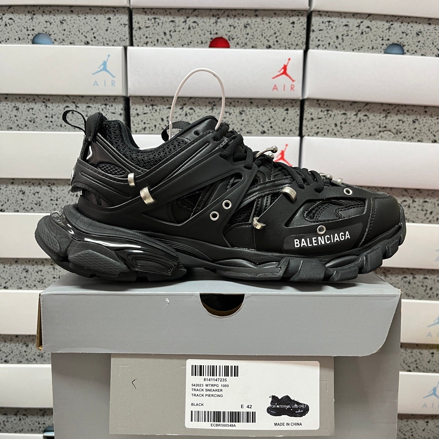 BLG Track Black