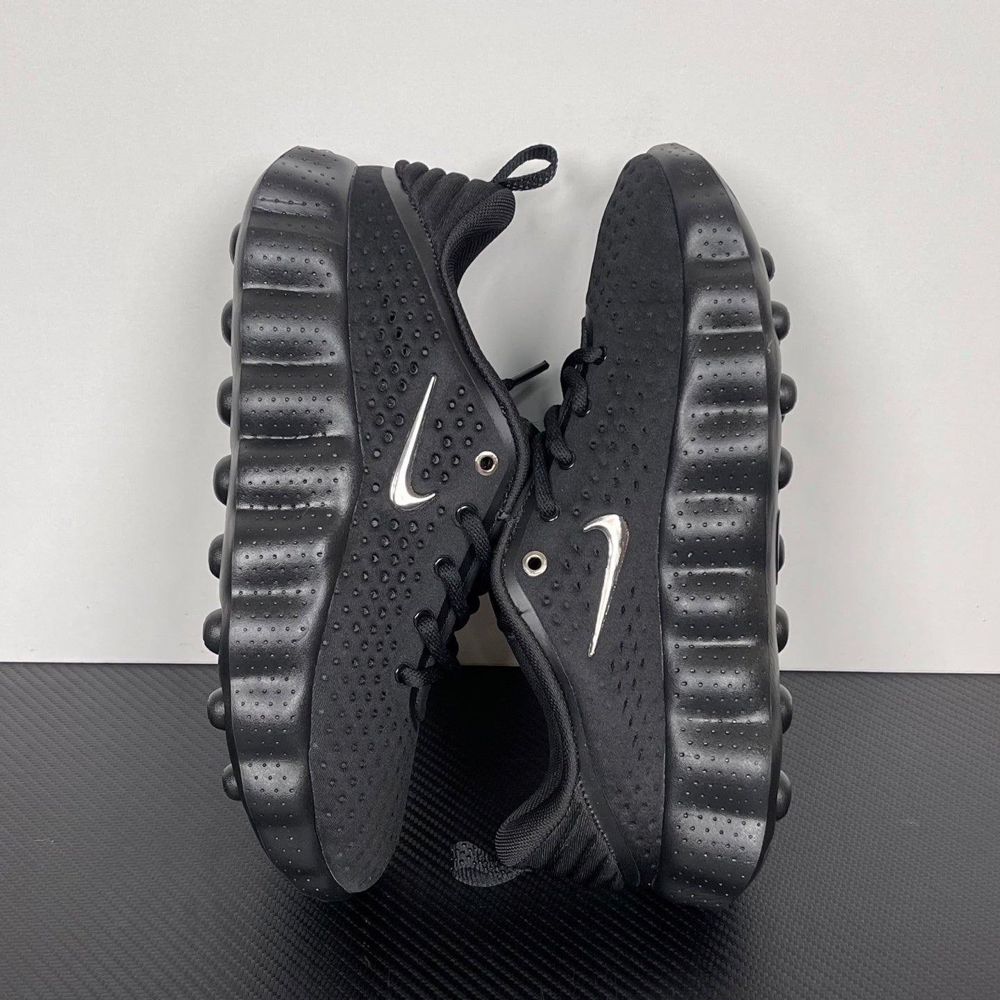 Mind Pure black
