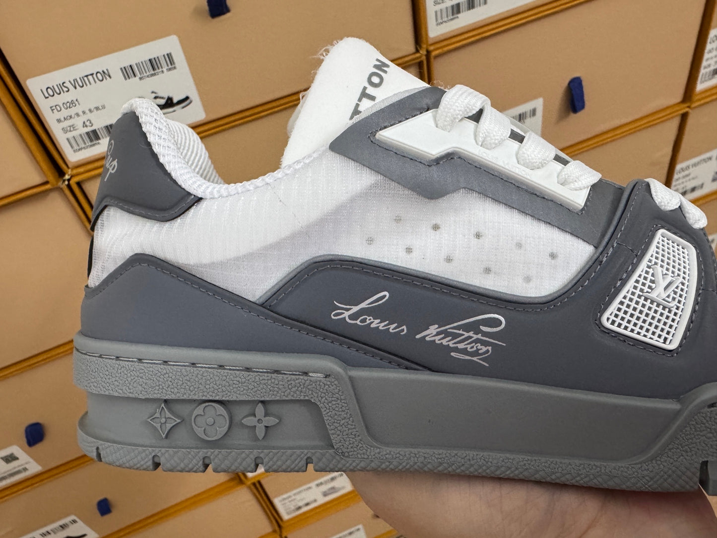 Trainer White and Gray