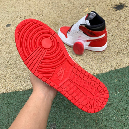 AJ1 High Heritage