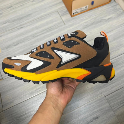 LV Runner Tatic Marrom