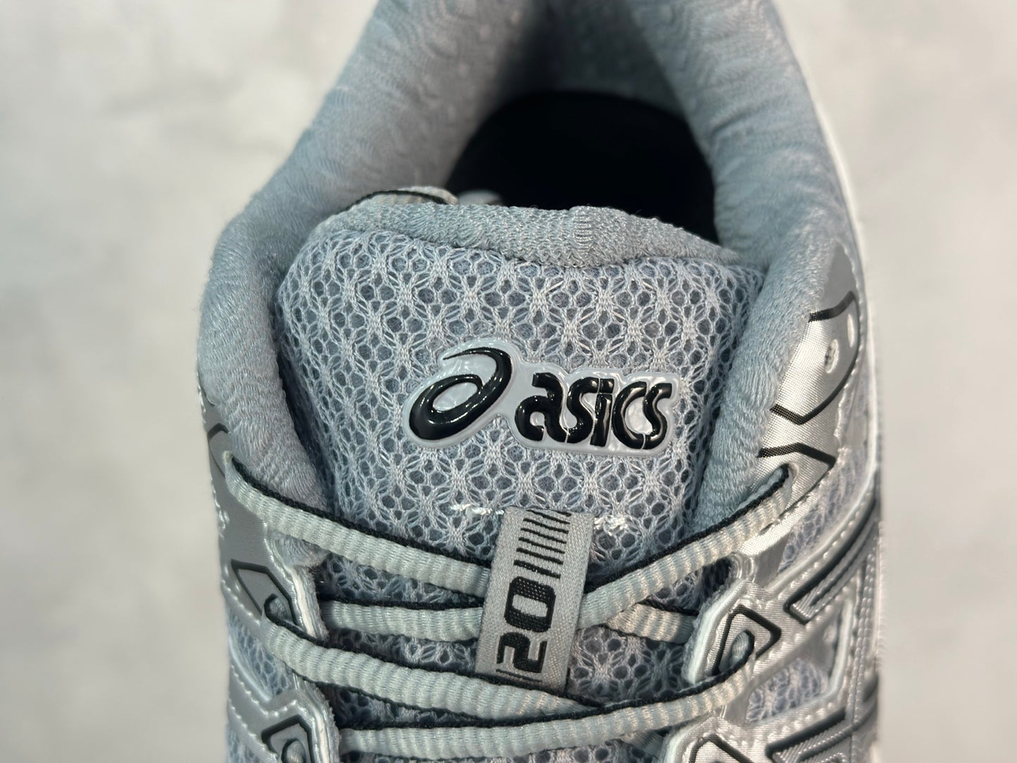 Gel-Kayano 20 Grey