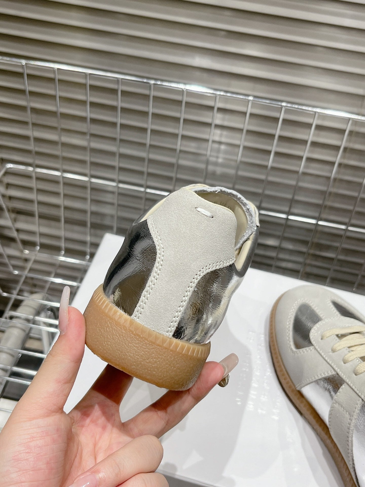 Maison Silver Gum Sole