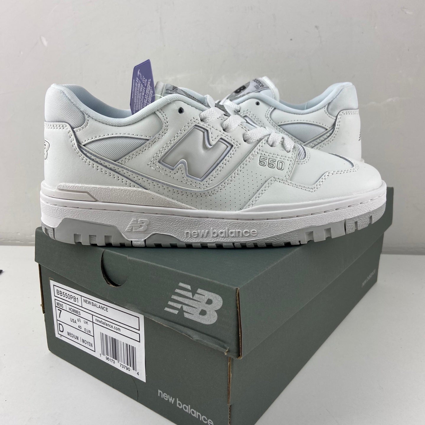 550 White