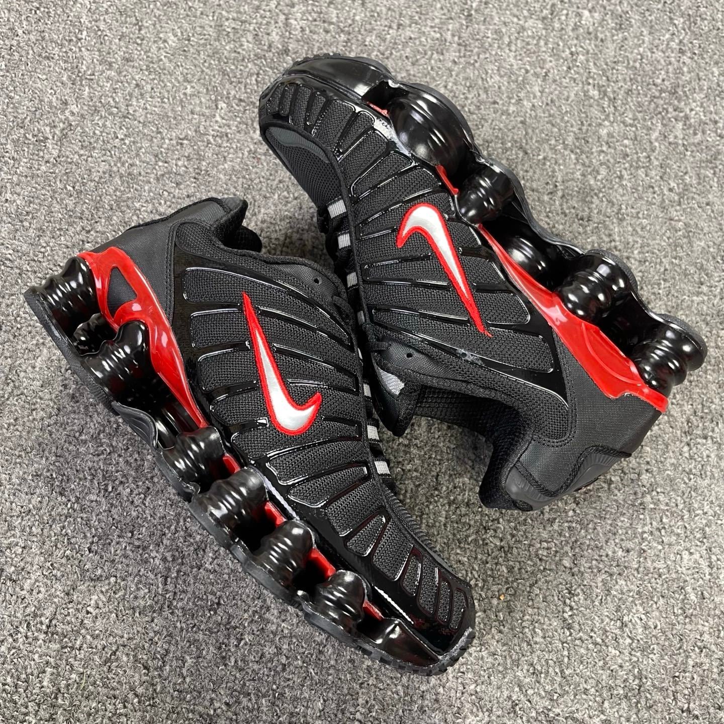 Aware Shox TL Black/Red