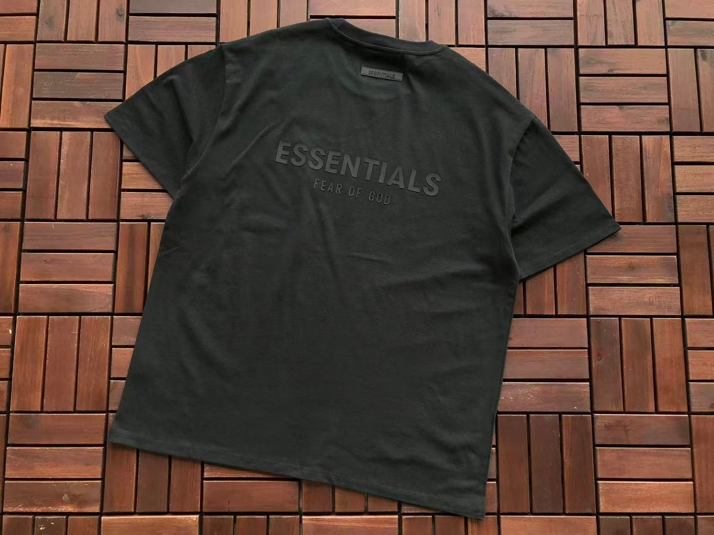 T-Shirts ESSENT