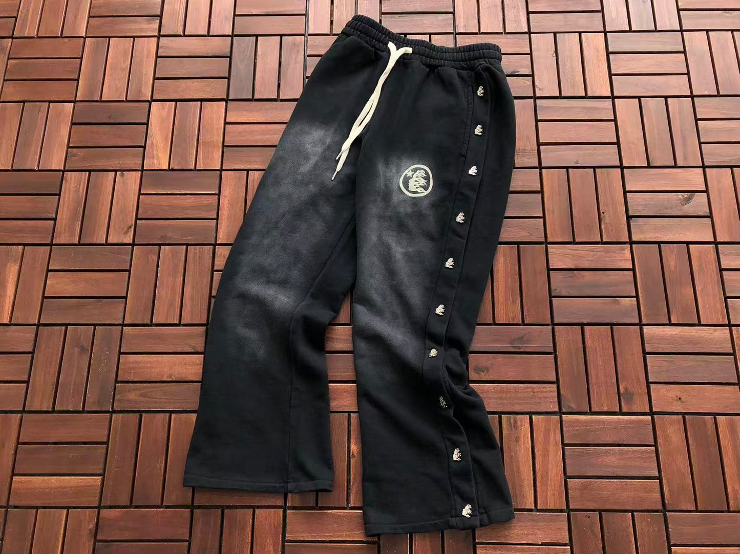 HELL Conjunto
