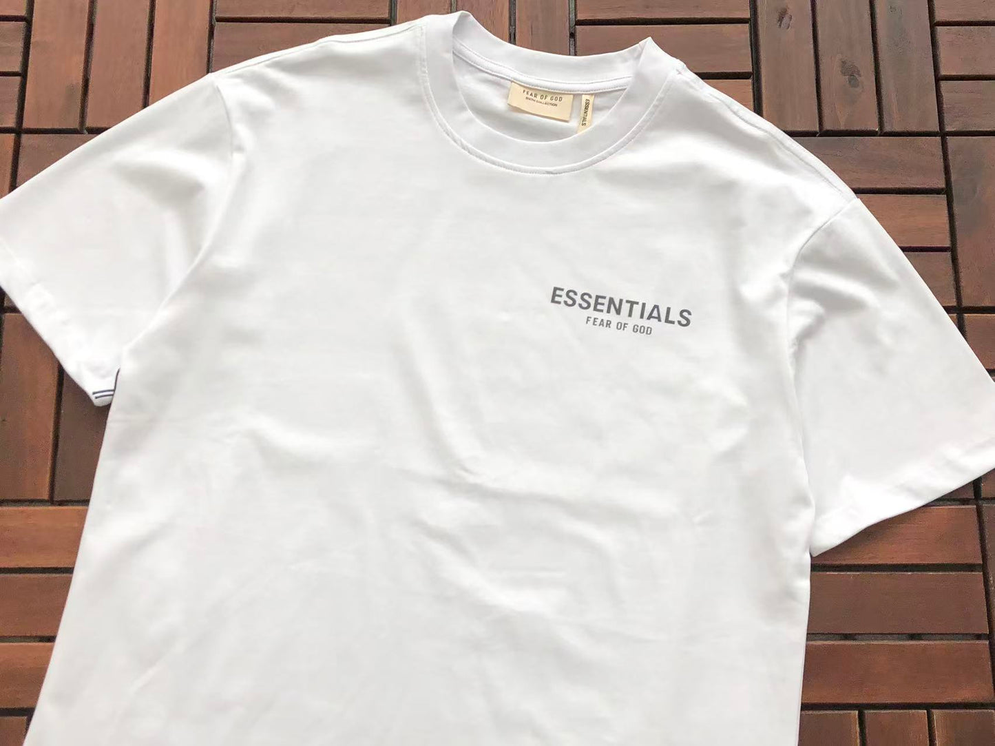 T-Shirts ESSENT