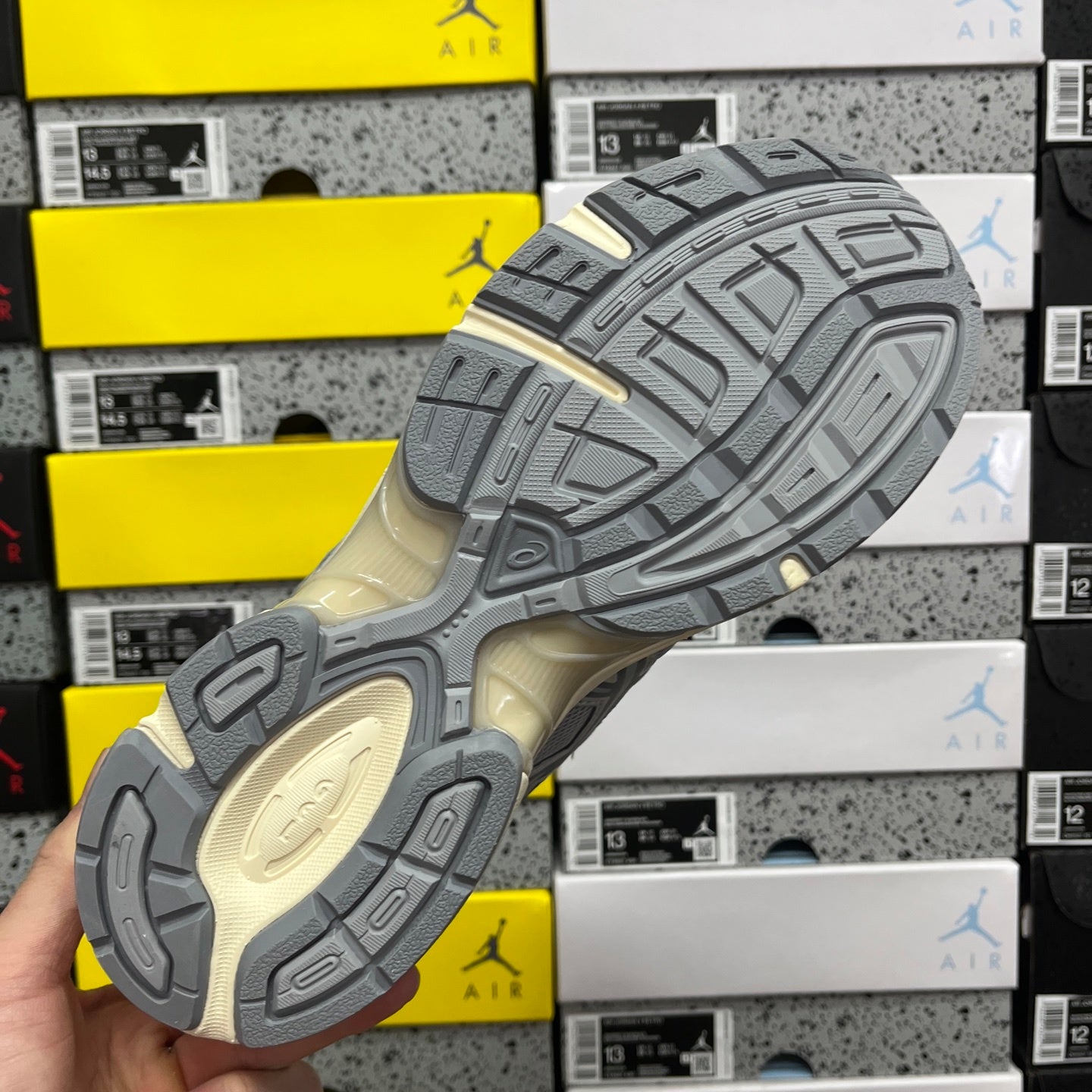 Gel-1130 Grey/Cheet Rock