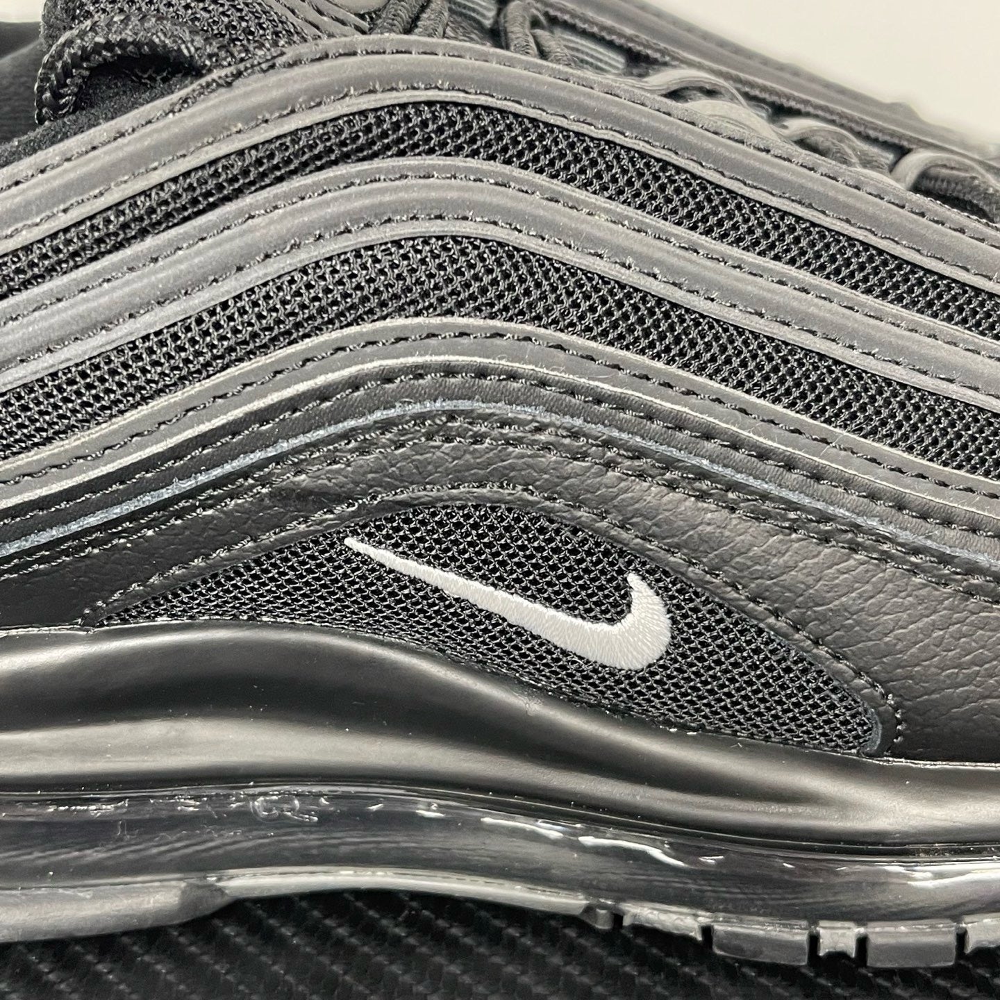 97 Full Pure Black