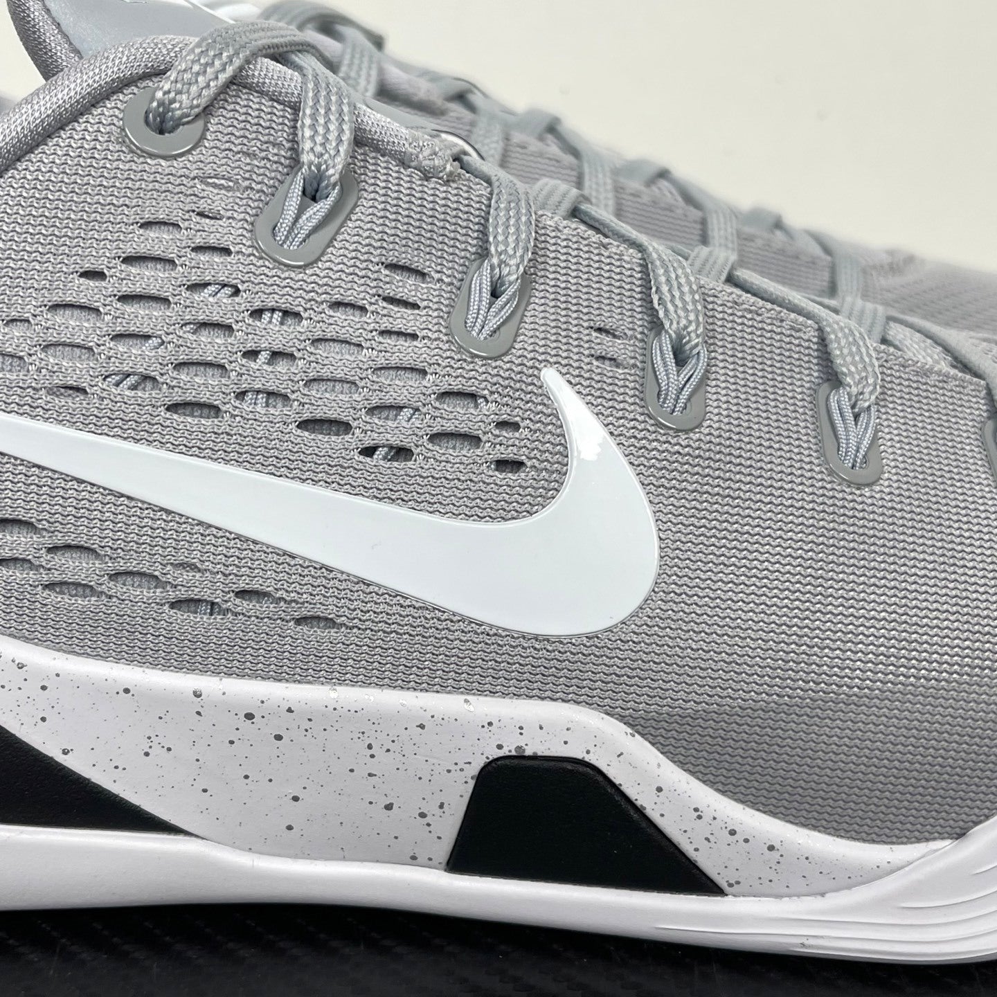 KB9 Wolf Grey