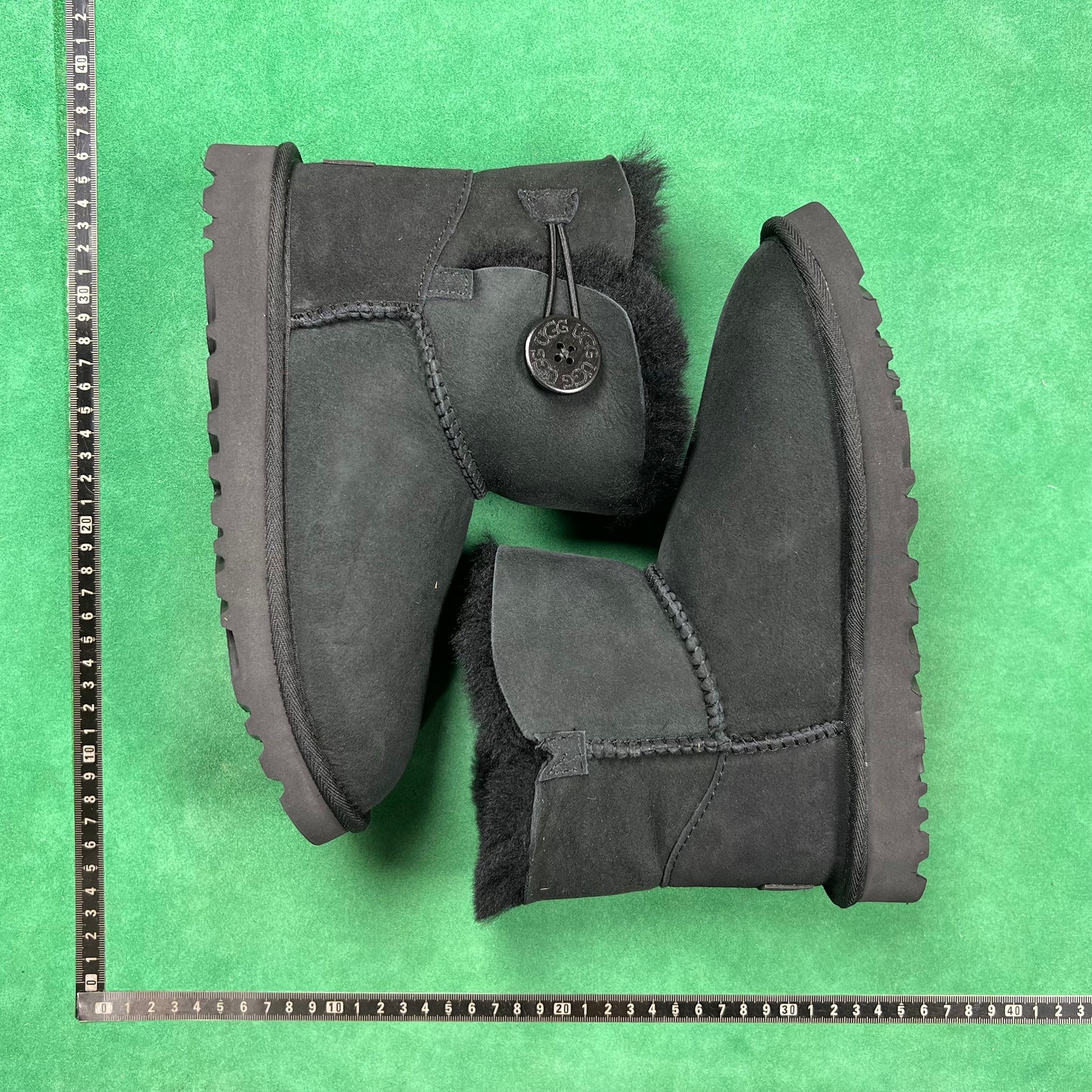 UGG UGG Bailey Mini Bailey Button II Boot