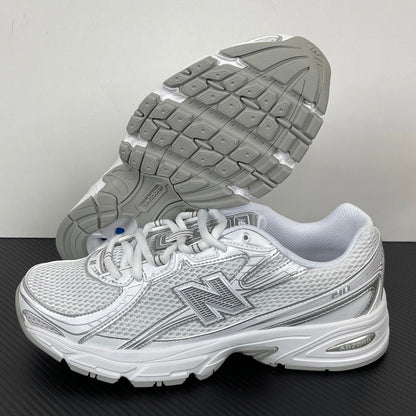 740 Triple White / Silver