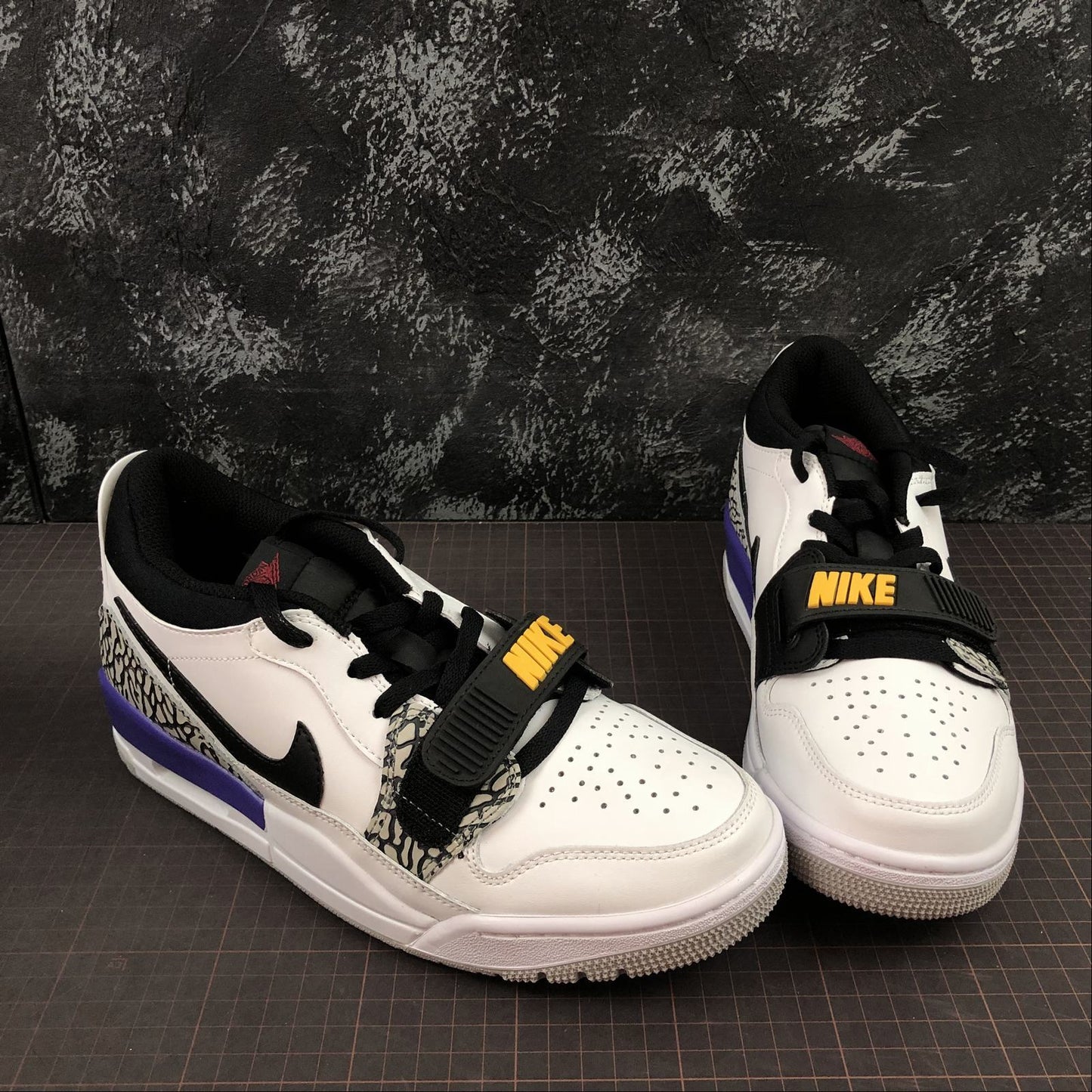 Legacy 312 Lakers
