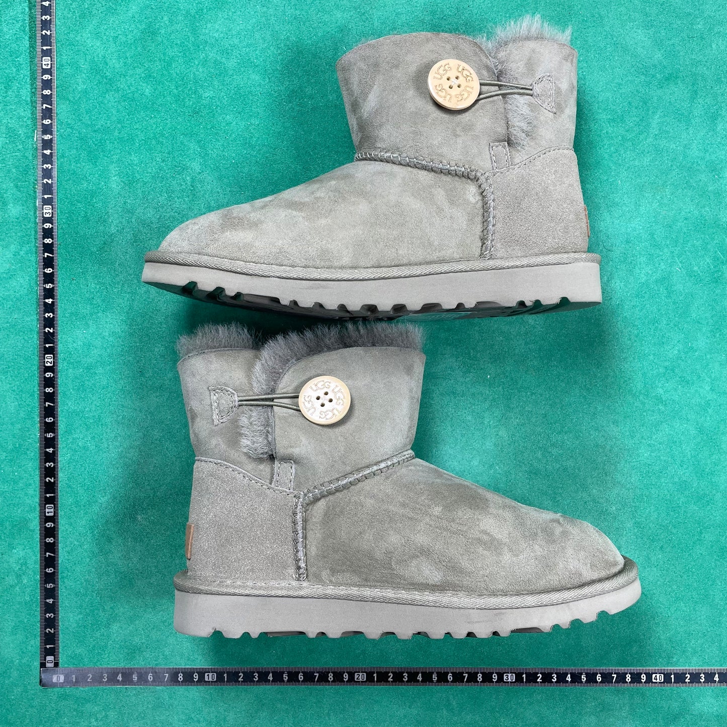 UGG UGG Bailey Mini Bailey Button II Boot