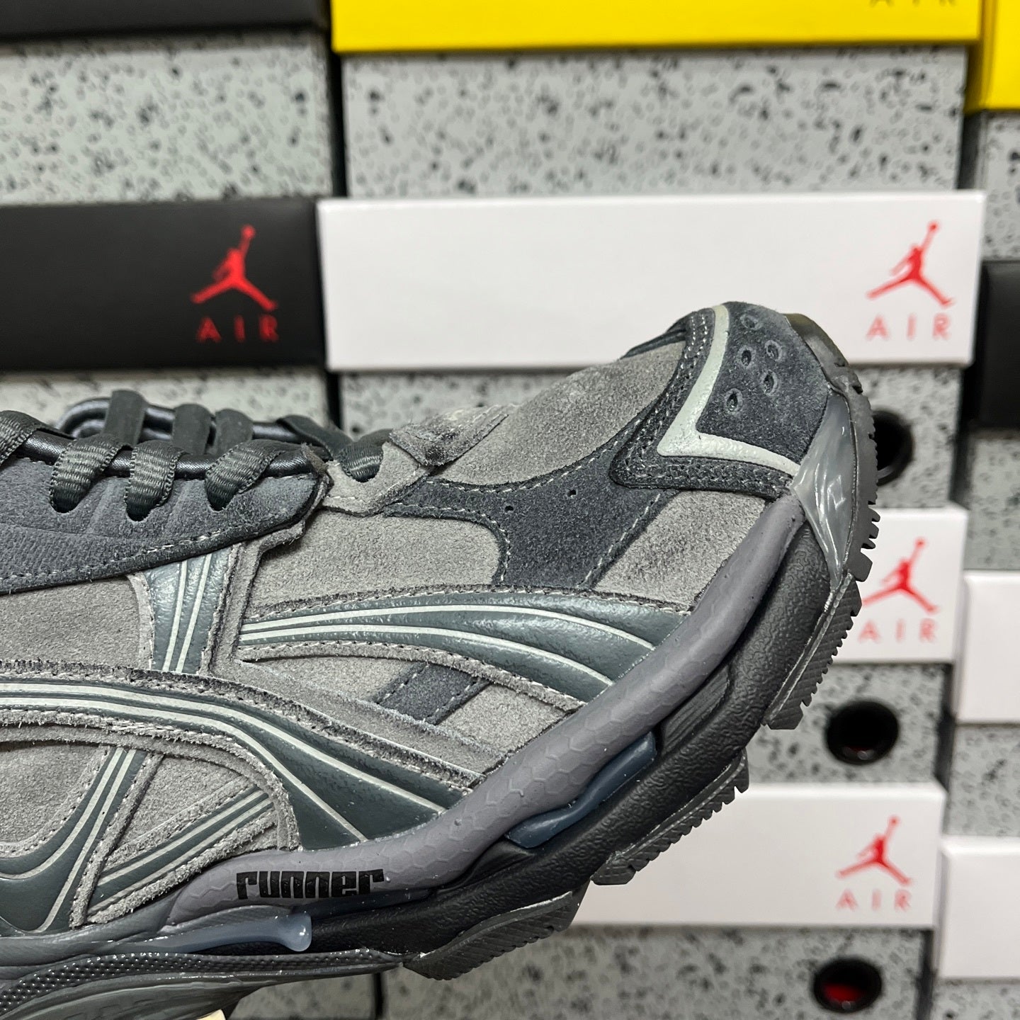 BLG Runner Grey Mix