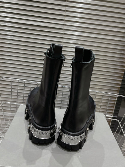 Bulldozer Boots