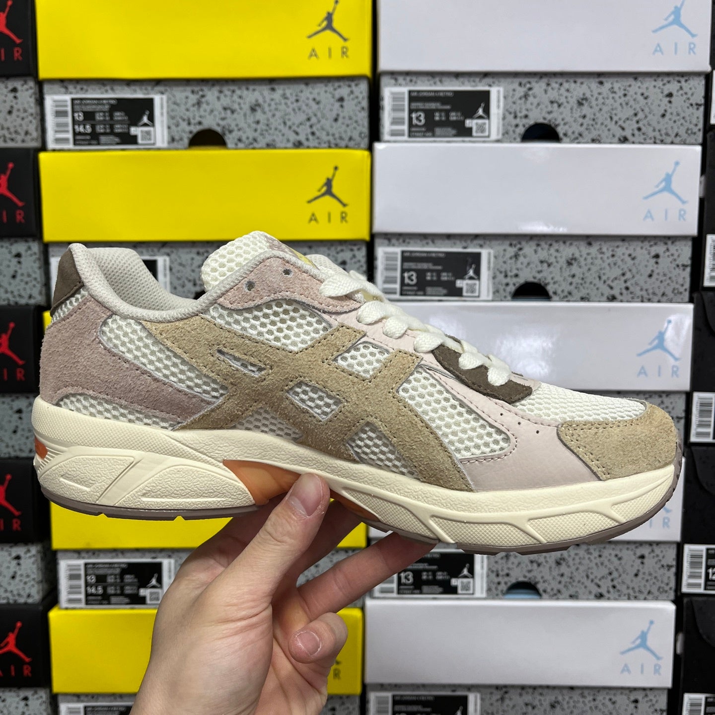 Gel-1130 Birch Sand