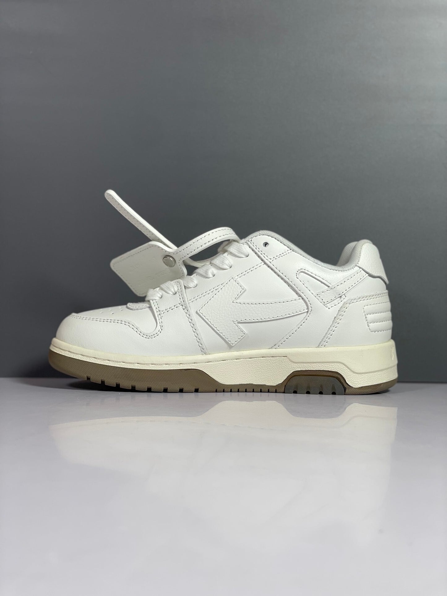 For Walking White Sole Brown