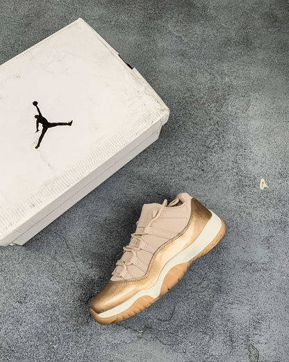 AJ11 Easter Low