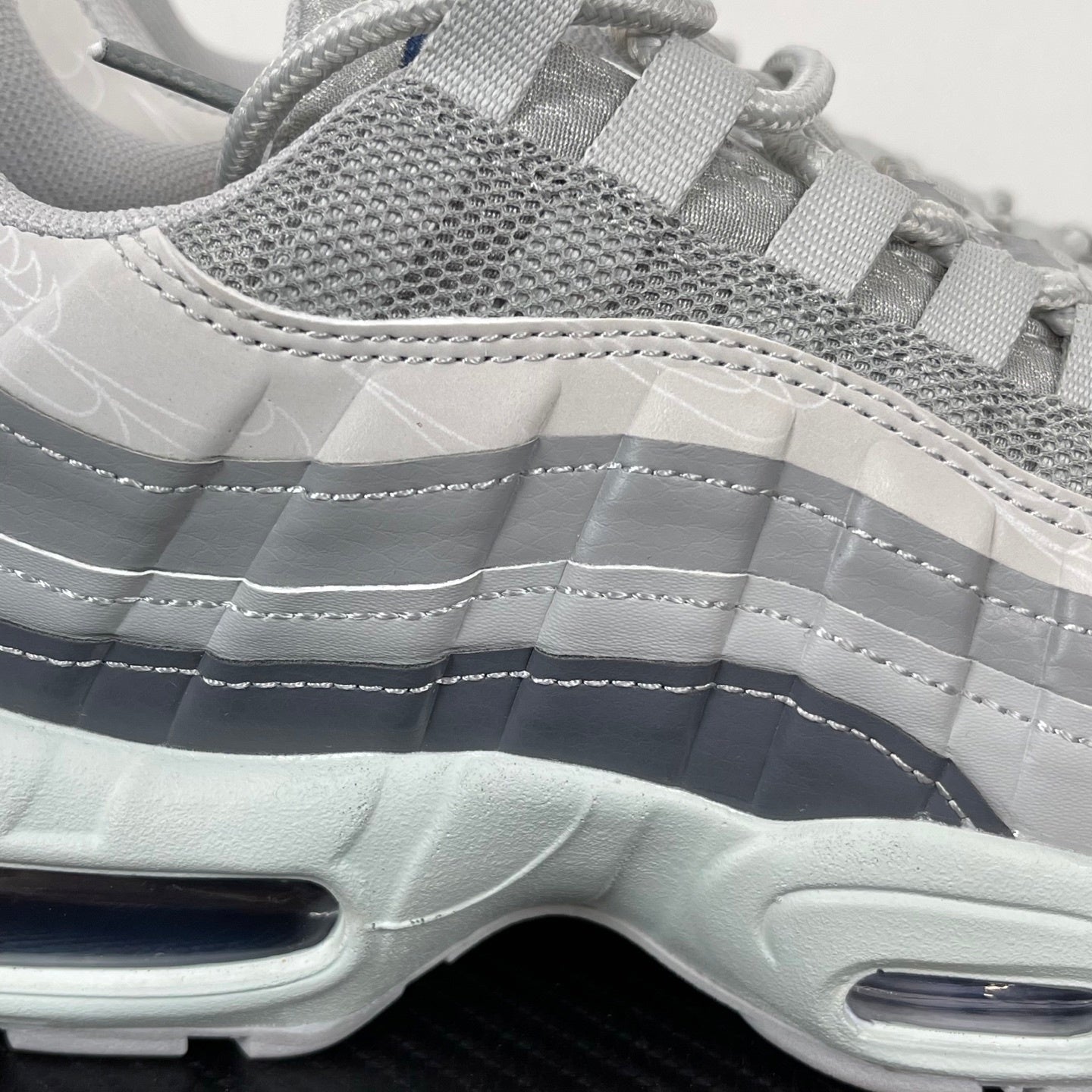95 White Baby Blue Grey