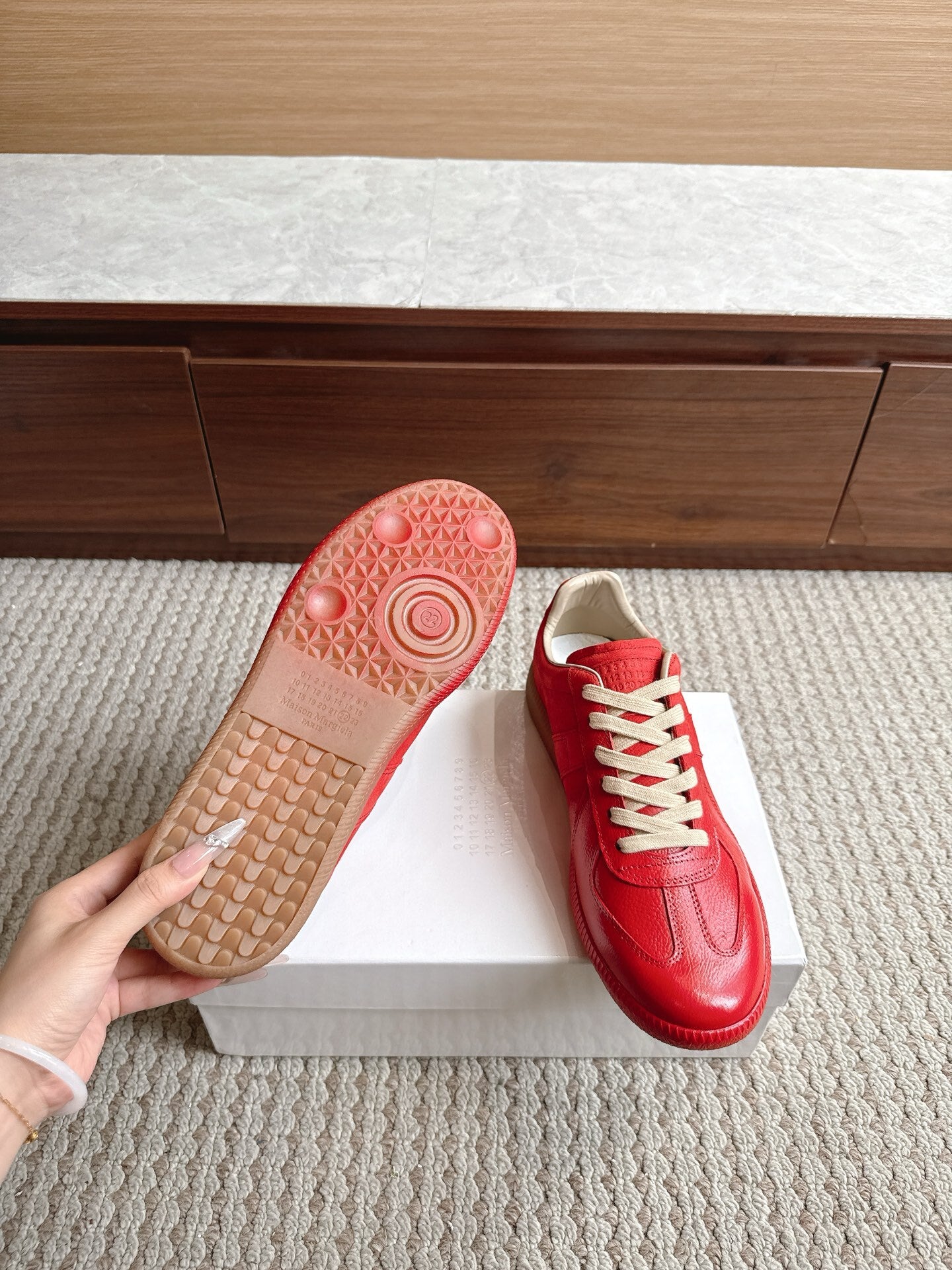 Maison Paint Red