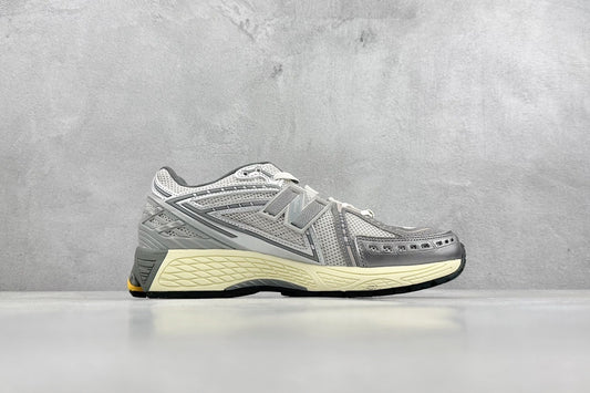 1906 Vintage Grey