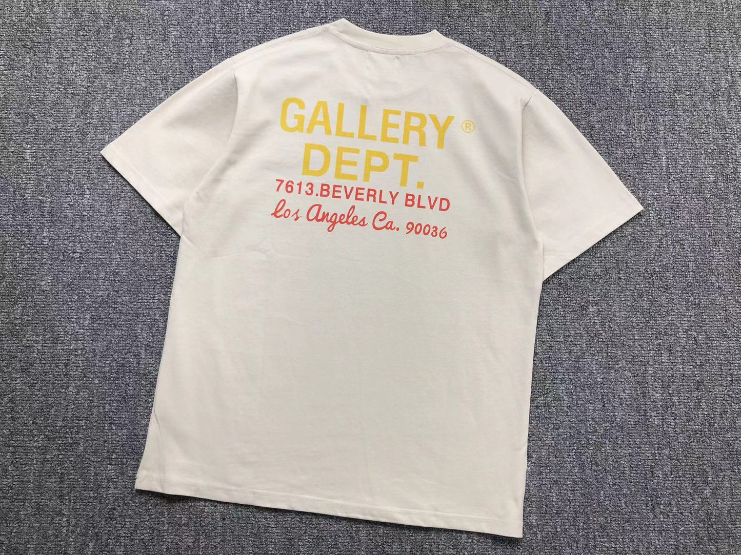 T-shirt GALLERY DEPT