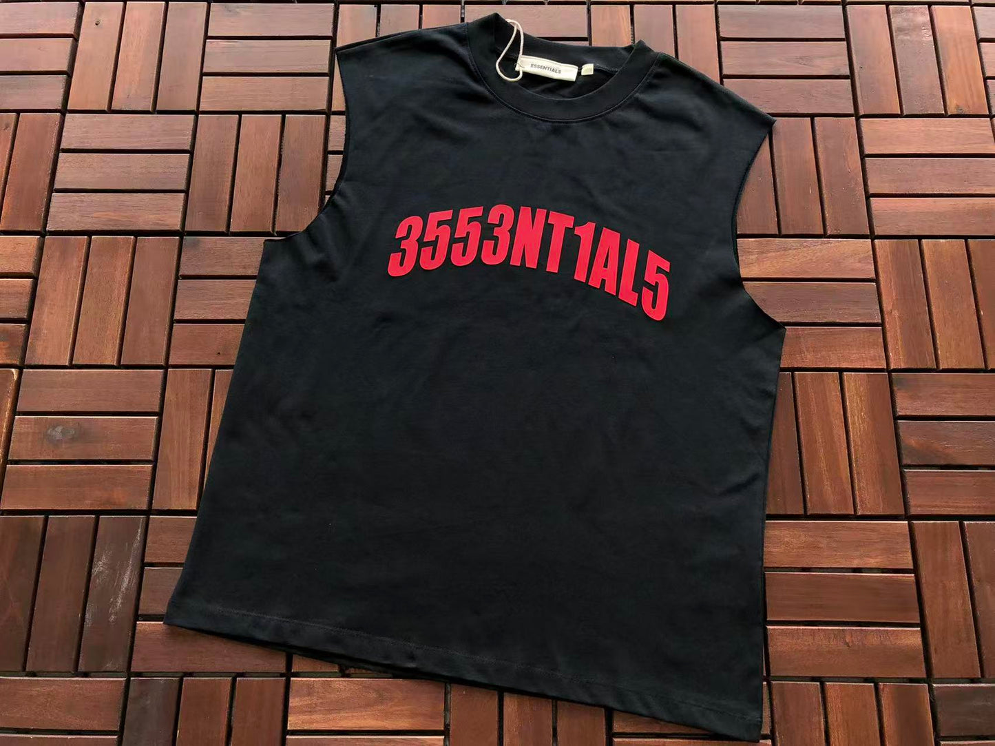 T-Shirts sem Mangas ESSENT