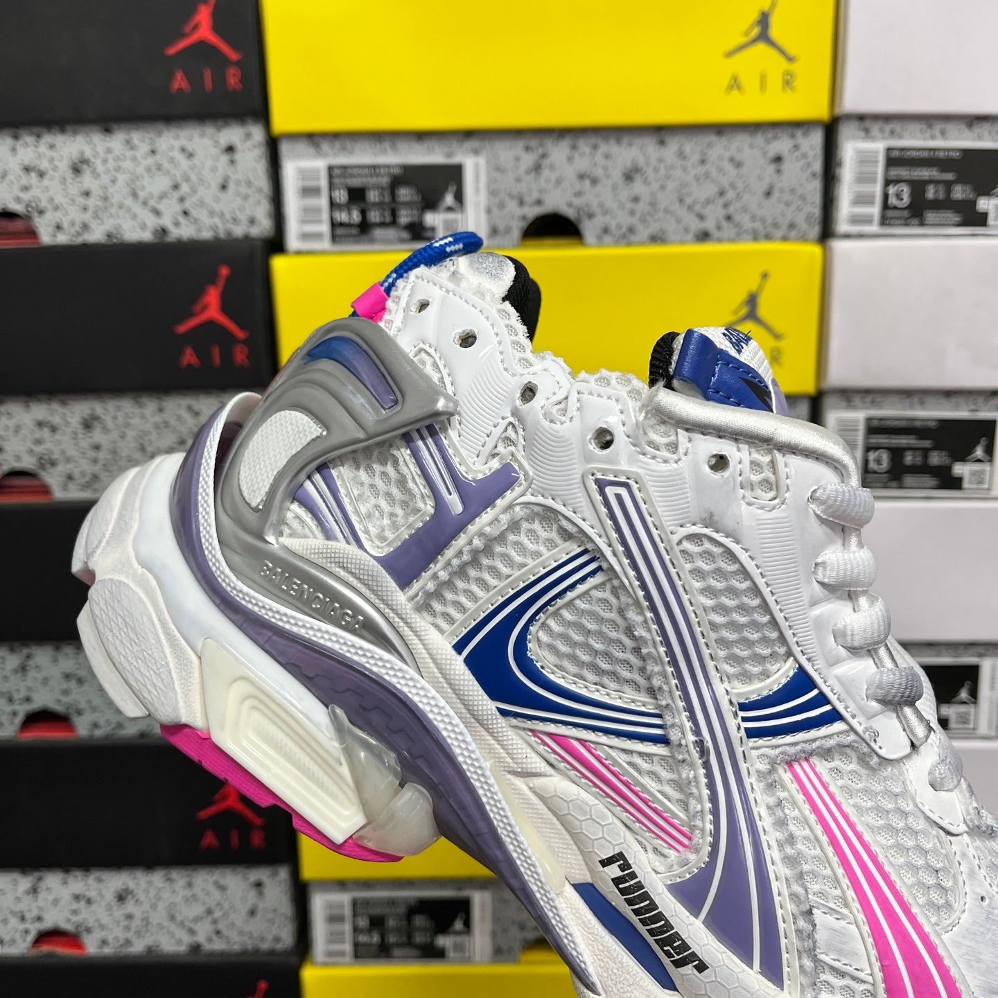 BLG Runner White/Blue/Pink