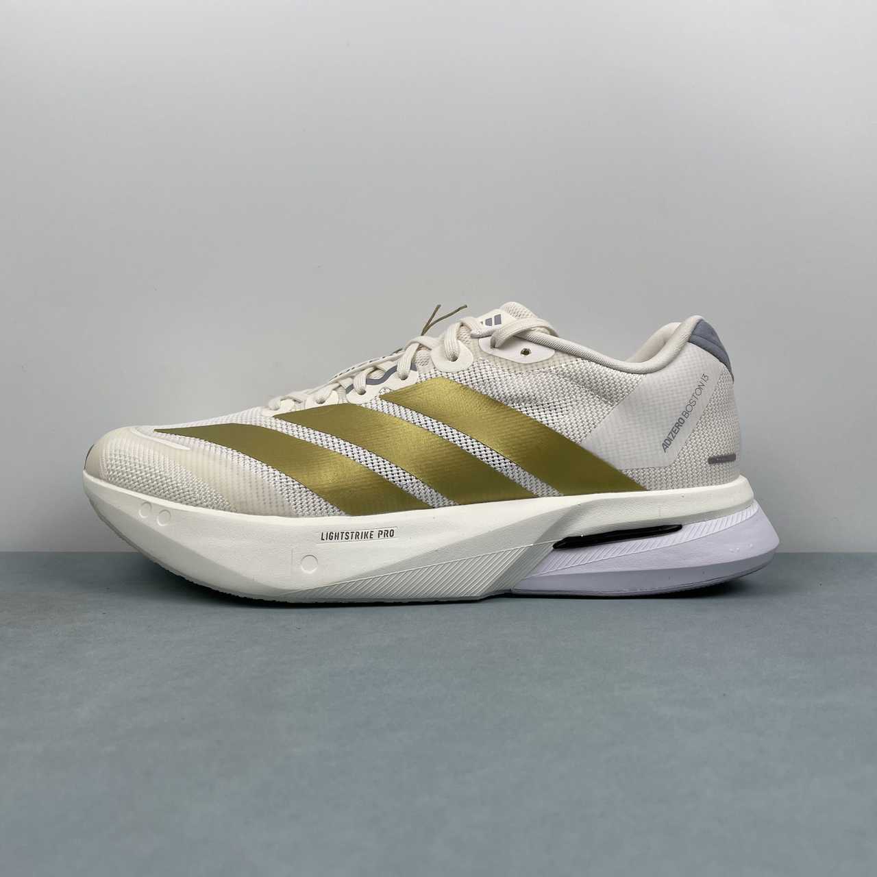 Adizero Boston 13 Beige White Gold