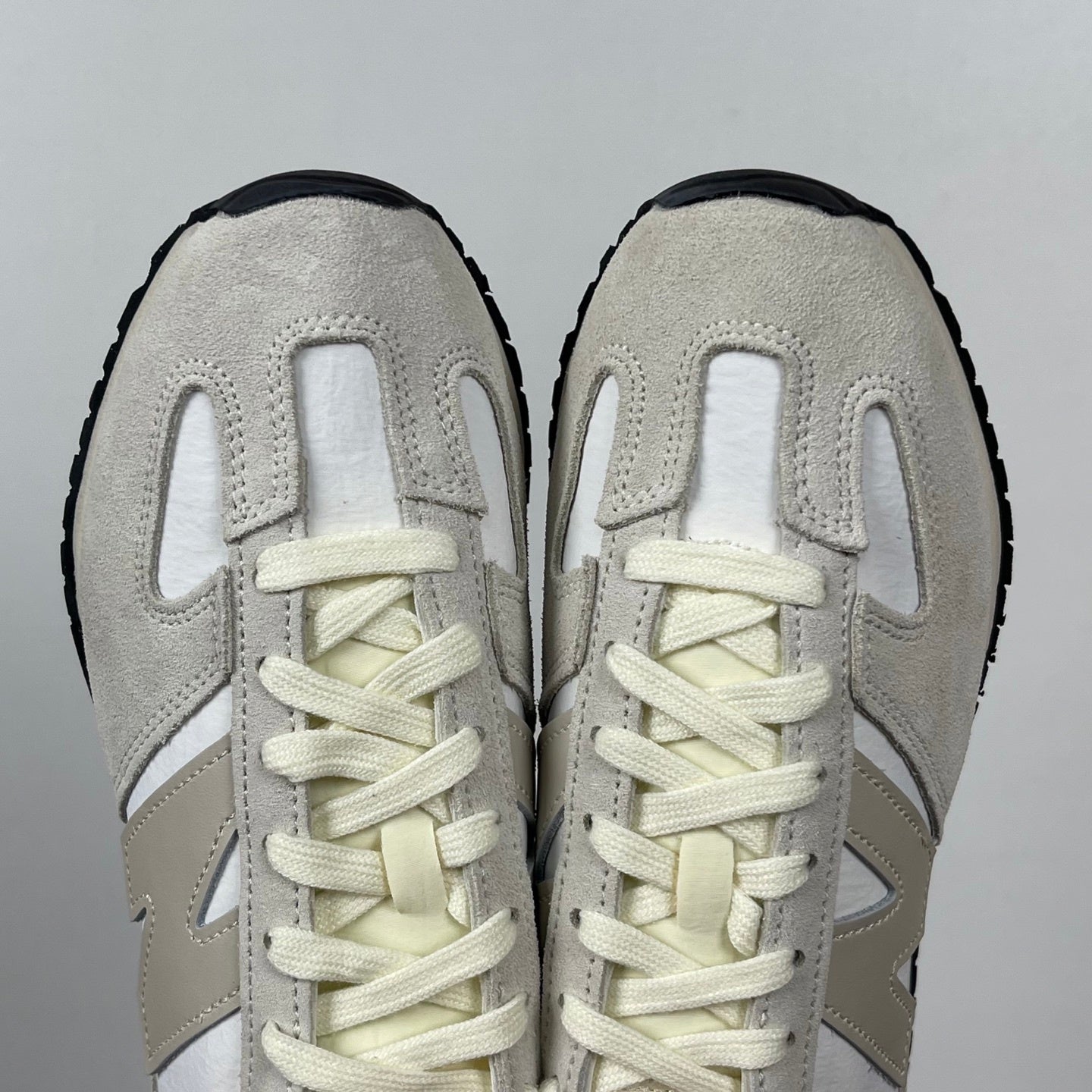 471 Creme e Branco