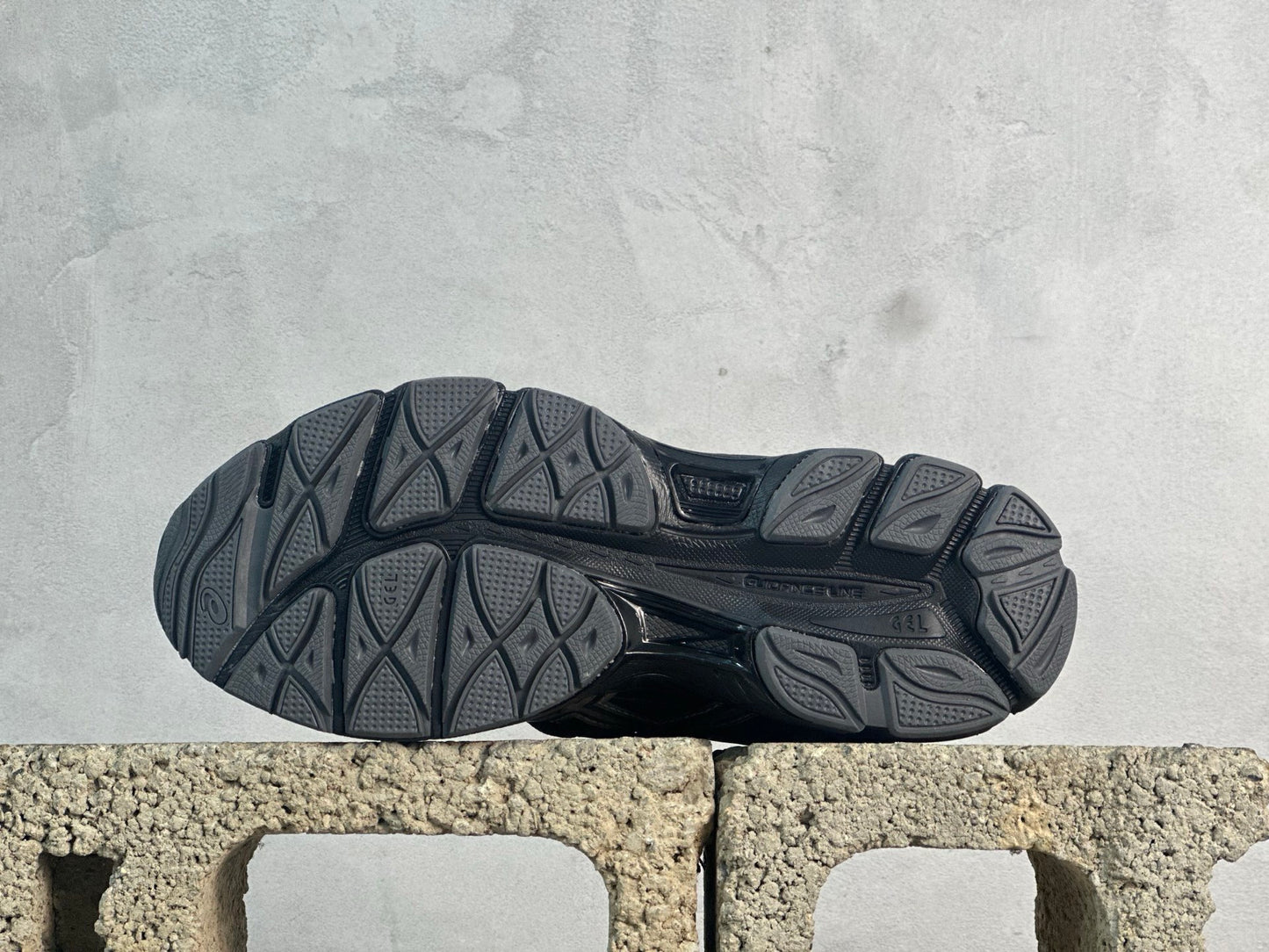 Gel-Cumulus Black