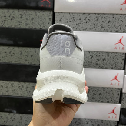 On Running Cloudtilt Remix Double Grey
