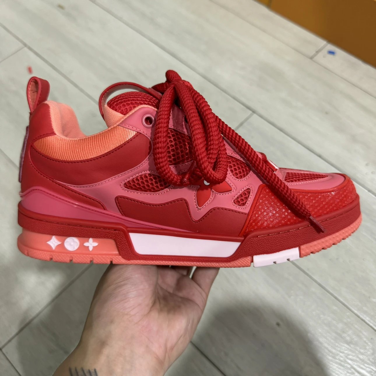 Aware Skate Red