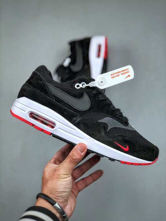 Air Max 1 Bred