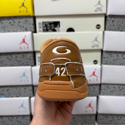BLG Hamptons Camel
