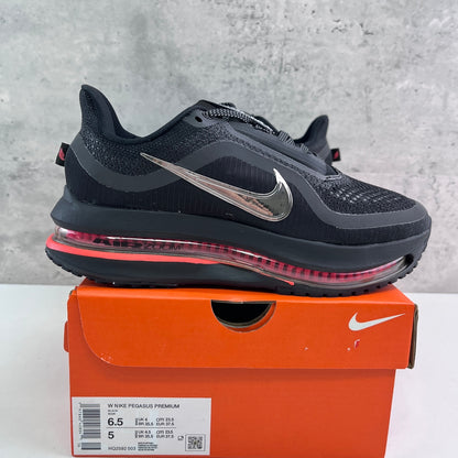 Pegasus Premium Black/Red