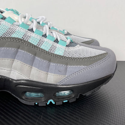 95 Hyper Turquoise