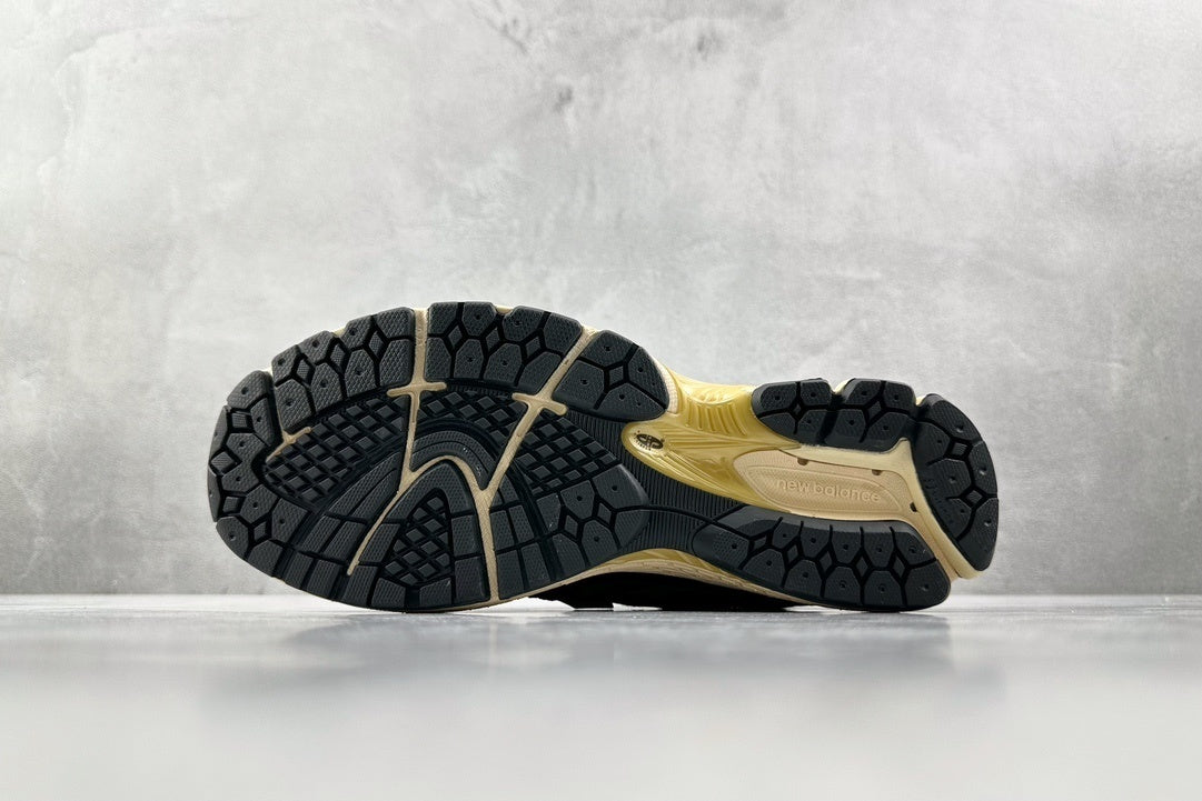 1906 Black Cream