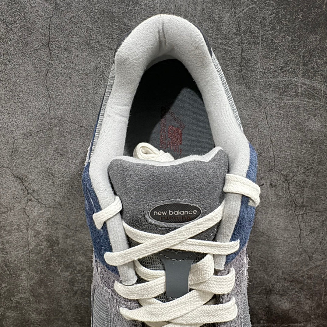 2002 Grey Blue