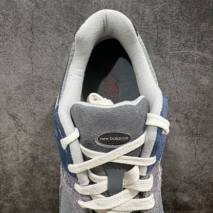 2002 Grey Blue