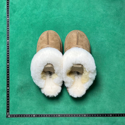 UGG