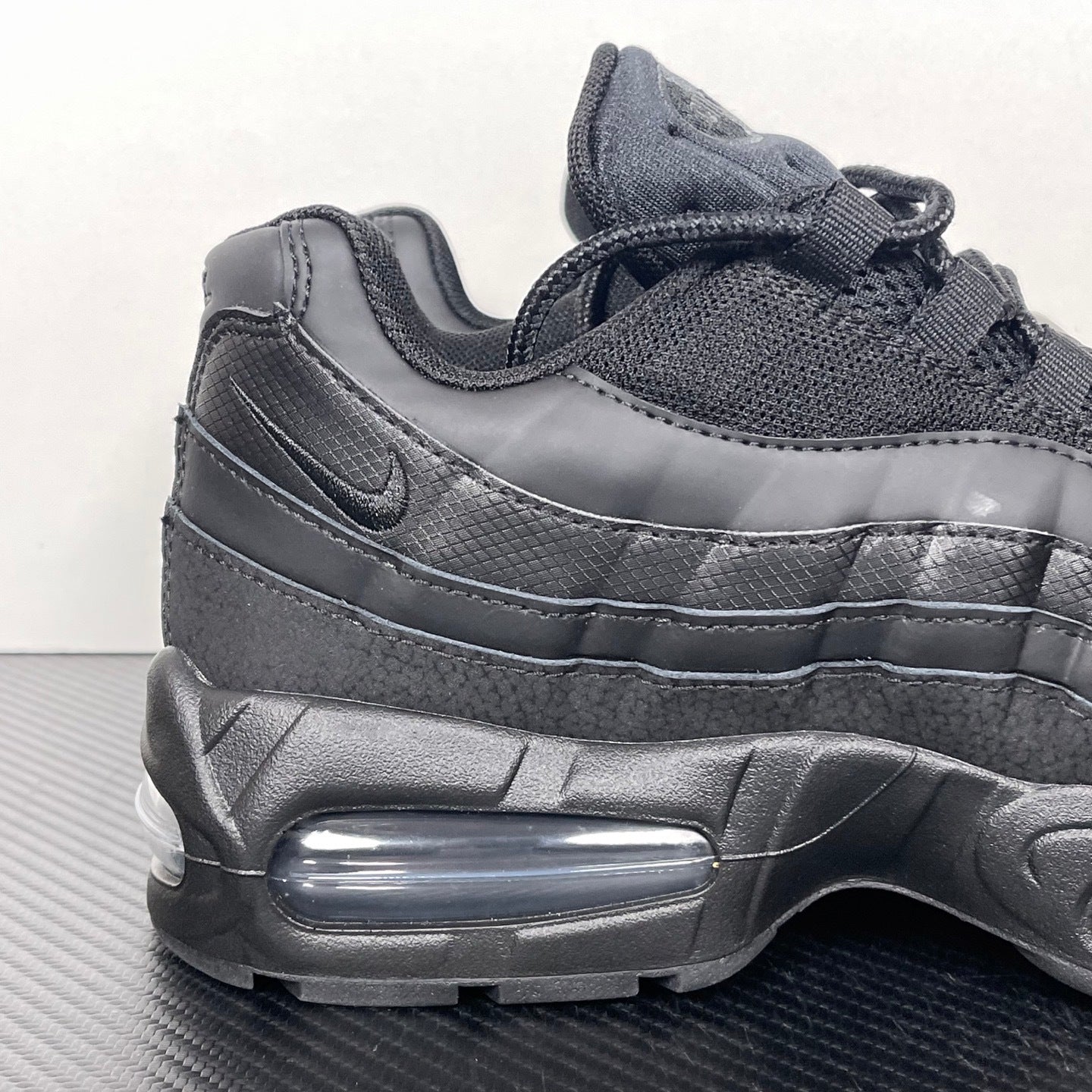95 Triple Black