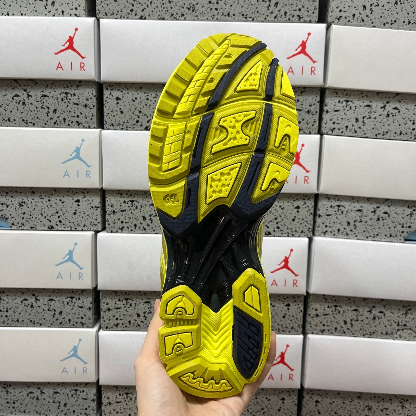 GEL-NIMBUS 10.1 Yellow