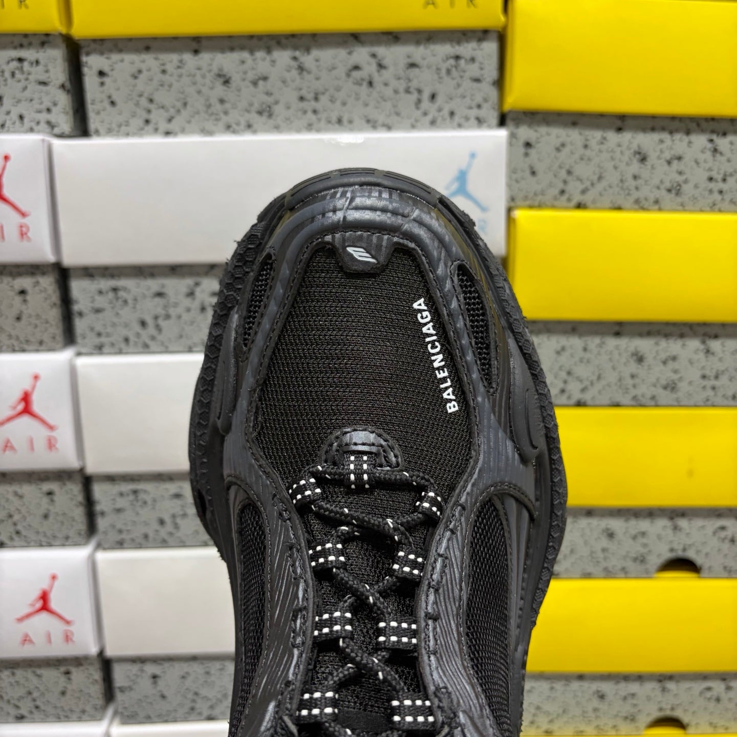 BLG Triple S.2 Black