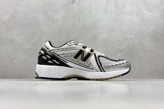 1906 White Gold Black