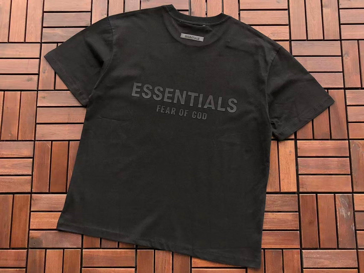 T-Shirts ESSENT