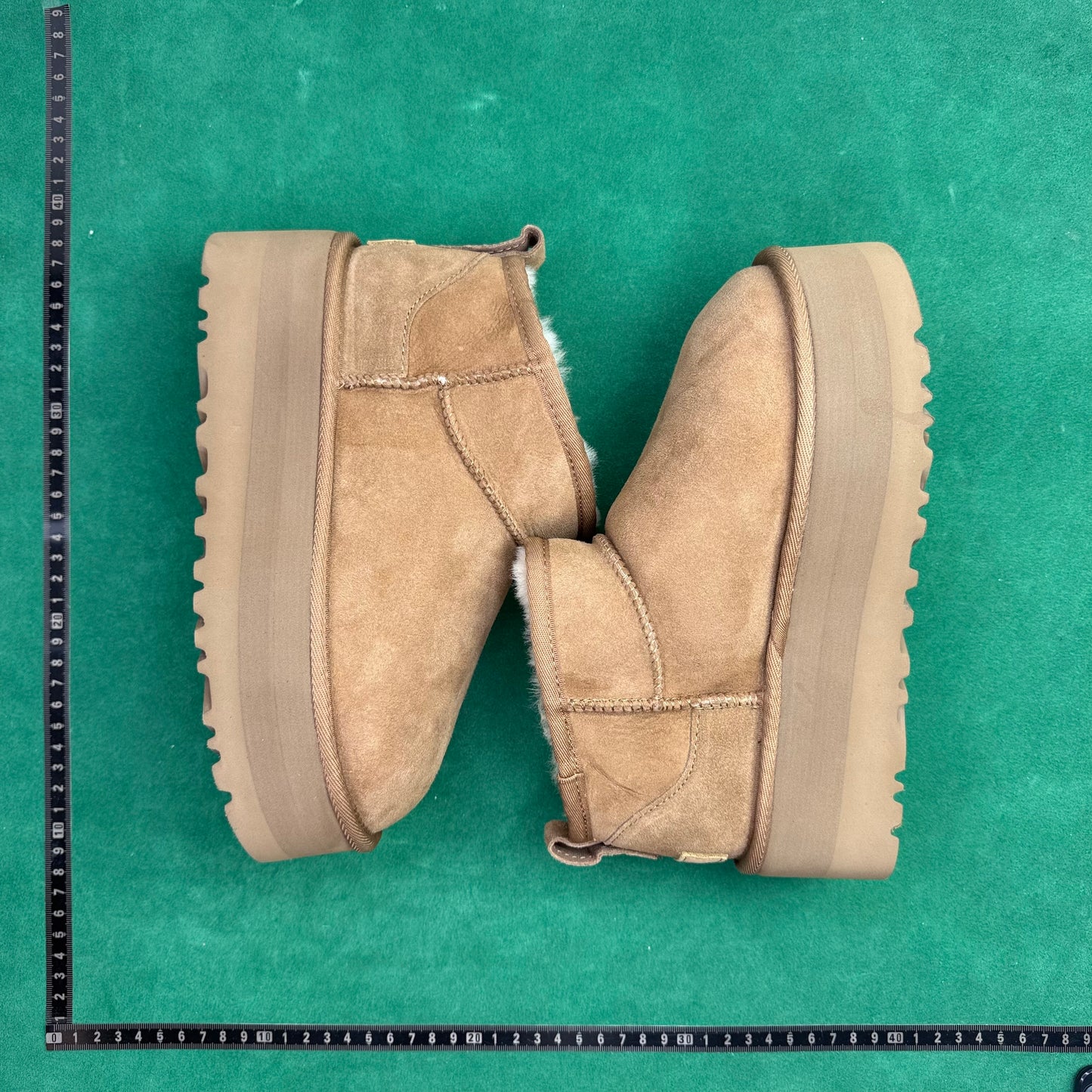 TT UGG